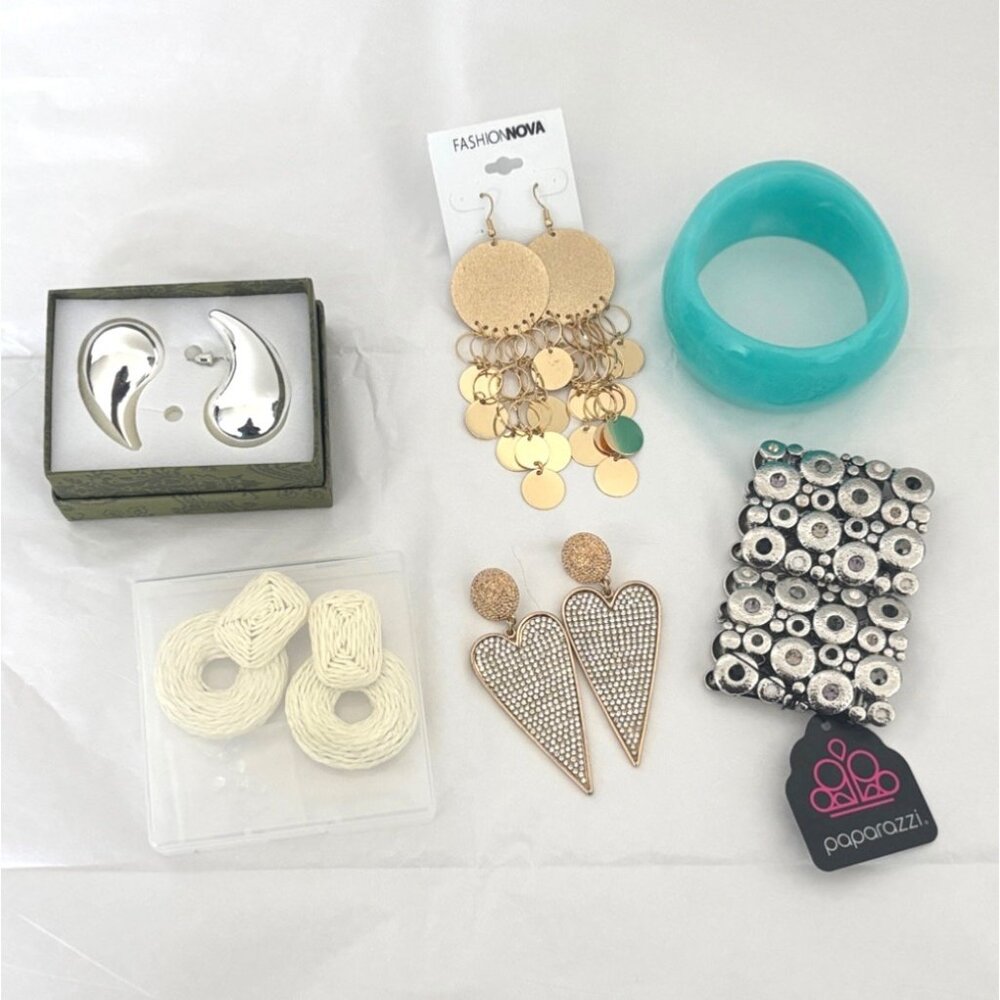 Costume Jewelry Lot Statement Earrings & Bracelets Bundle Mixed Brand Glam Bold